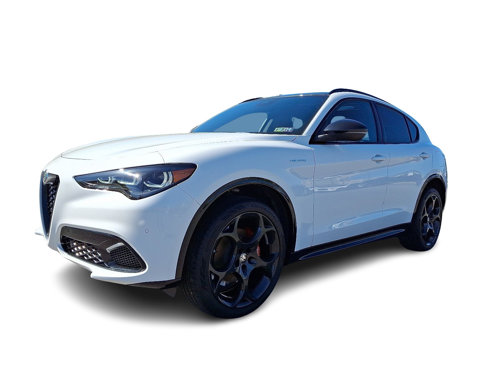 New 2025 Alfa Romeo Stelvio Sprint image 2