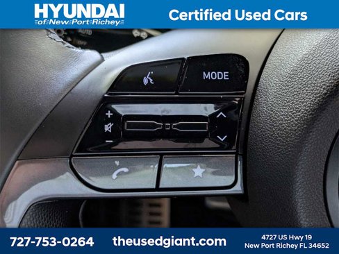 Certified 2025 Hyundai Elantra Sport image 24