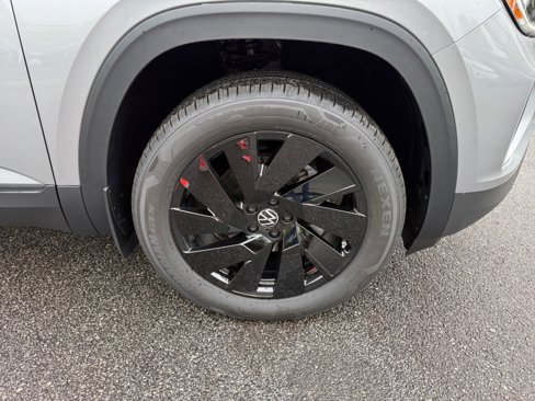 New 2025 Volkswagen Atlas SE image 23