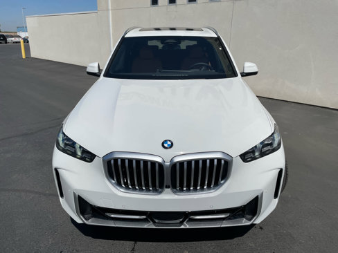 New 2026 BMW X5 xDrive40i w/ Parking Assistance Package image 2