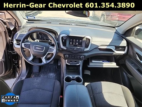 Used 2024 GMC Terrain SLE w/ Elevation Edition image 12