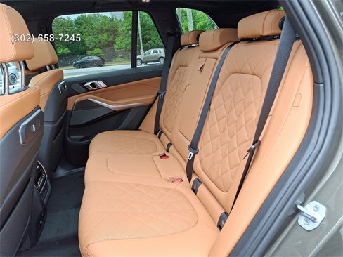 Used 2026 BMW X5 xDrive40i w/ Climate Comfort Package image 9
