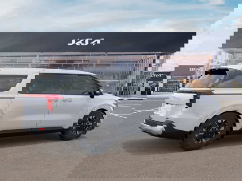 New 2026 Kia Carnival LXS image 6