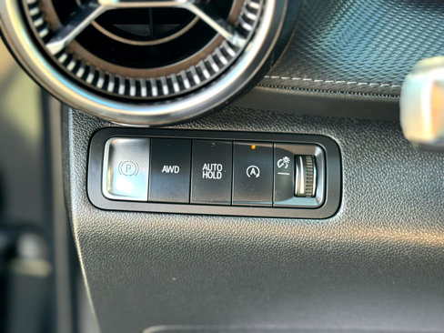 Used 2025 Chevrolet Equinox LT w/ Convenience Package II image 10