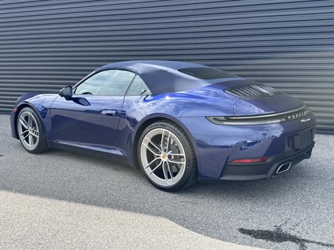 Certified 2025 Porsche 911 Carrera image 3