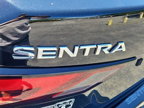 Used 2025 Nissan Sentra SV image 5
