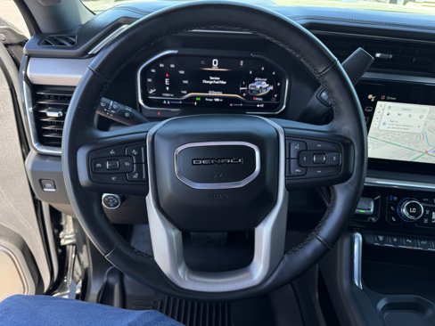 Used 2024 GMC Sierra 3500 Denali w/ Denali Reserve Package image 20