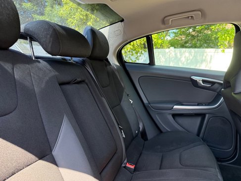 Used 2012 Volvo S60 T5 w/ Climate Pkg image 28