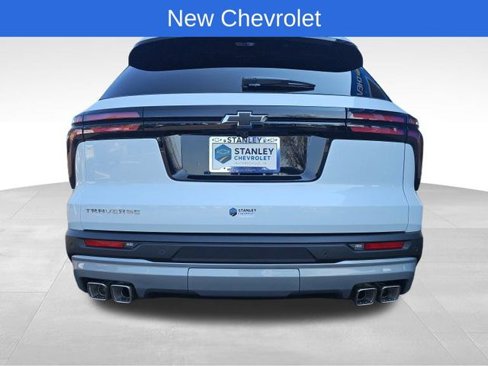 New 2026 Chevrolet Traverse LT w/ Sun and Wheel Package image 4
