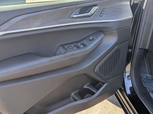 New 2025 Jeep Grand Cherokee Limited image 14