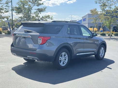 Used 2023 Ford Explorer XLT w/ Equipment Group 202A image 6