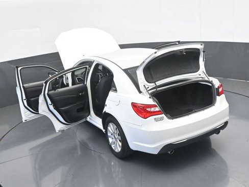 Used 2013 Chrysler 200 Touring image 60