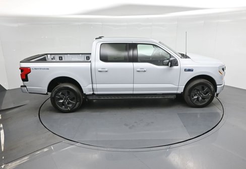 New 2025 Ford F150 Lightning XLT image 39
