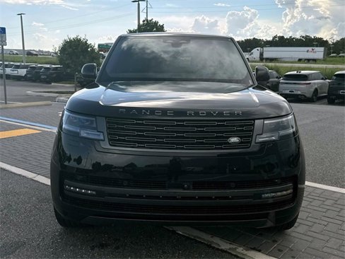 New 2025 Land Rover Range Rover SE image 10