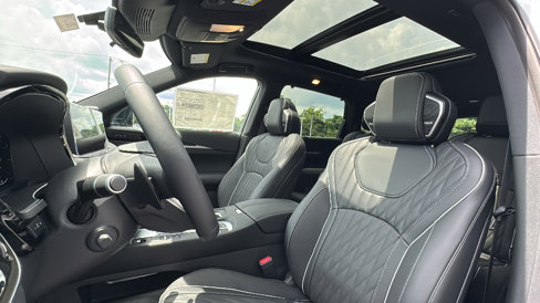 New 2026 INFINITI QX60 Autograph w/ Dark Cargo Package image 9