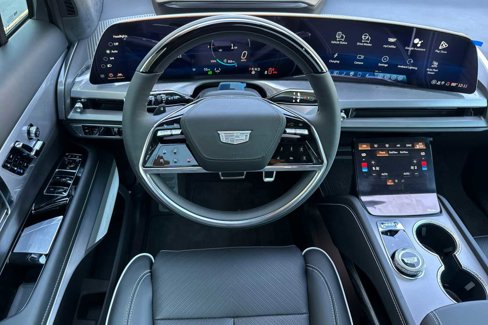 New 2026 Cadillac Vistiq Platinum image 14