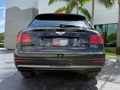 Used 2020 Bentley Bentayga Design Series image 10