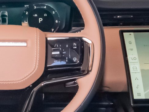 New 2025 Land Rover Range Rover Sport Dynamic SE image 16