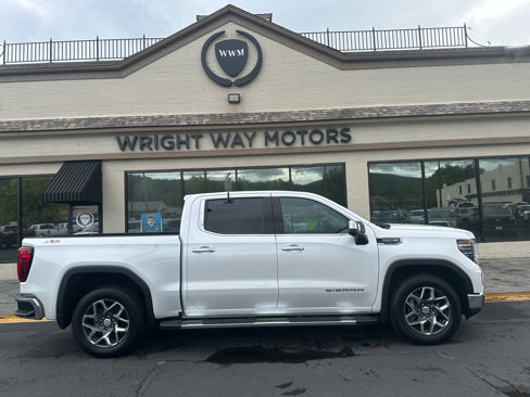 Used 2022 GMC Sierra 1500 SLT w/ SLT Premium Plus Package image 2