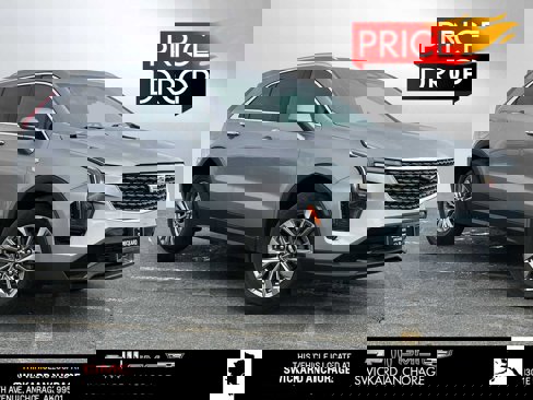Used 2024 Cadillac XT4 Premium Luxury image 1