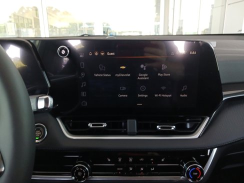 New 2026 Chevrolet Equinox LT image 16