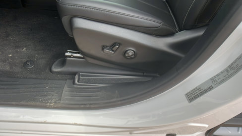 New 2026 Chrysler Voyager LX image 18