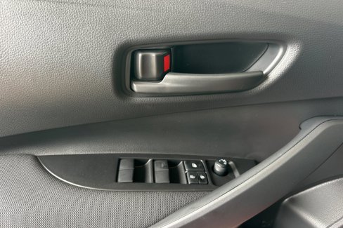 New 2026 Toyota Corolla LE image 9