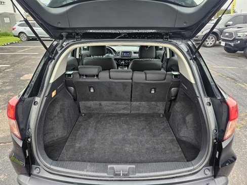 Used 2018 Honda HR-V LX image 14