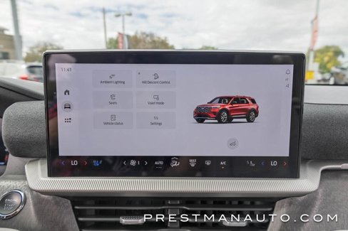 Used 2025 Ford Explorer Platinum w/ Ultimate Package image 32