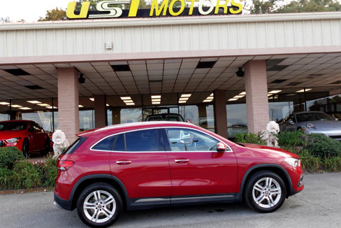 Used 2021 Mercedes-Benz GLA 250 4MATIC w/ Premium Package image 23