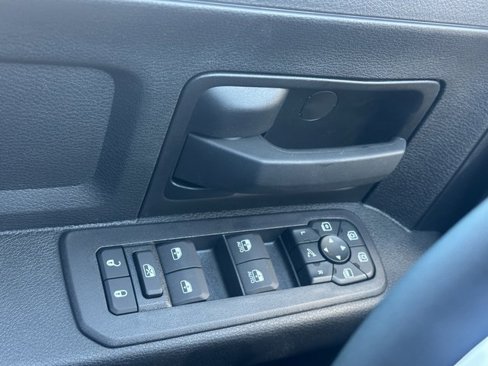 New 2025 RAM 2500 Tradesman image 32