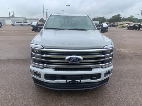 New 2026 Ford F250 Platinum w/ Platinum Plus Package image 2