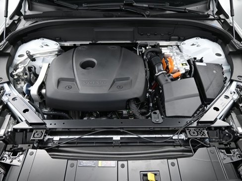 New 2025 Volvo XC60 T8 Plus w/ Protection Package Premier image 30
