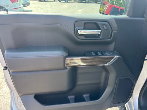 Used 2022 Chevrolet Silverado 1500 LT image 8