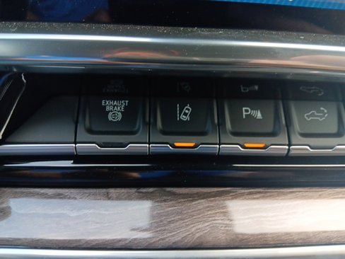 New 2025 Chevrolet Silverado 2500 LTZ w/ LTZ Convenience Package image 39