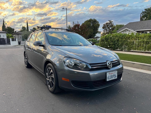 Used 2010 Volkswagen Jetta TDI image 3