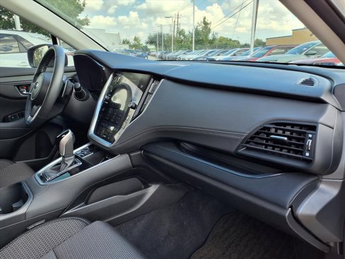 Certified 2025 Subaru Outback Premium image 6