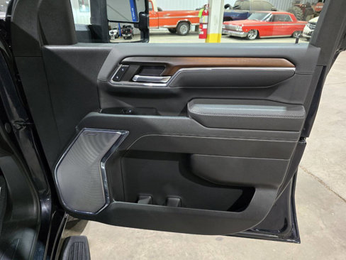 Used 2024 GMC Sierra 2500 Denali w/ Technology Package image 40