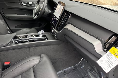 New 2026 Volvo XC60 B5 Ultra image 13