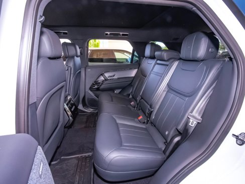 New 2025 Land Rover Range Rover Sport SE image 43