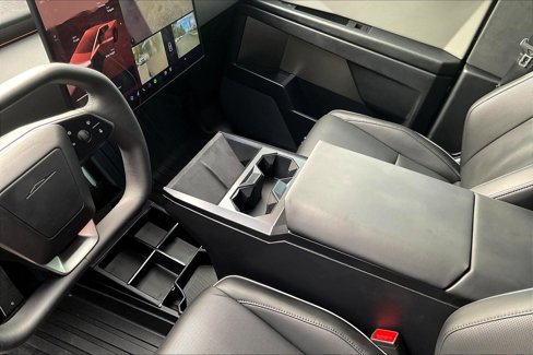 Used 2025 Tesla Cybertruck Cyberbeast image 13