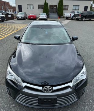 Used 2015 Toyota Camry LE image 4
