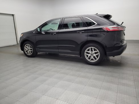 Used 2023 Ford Edge SEL image 3