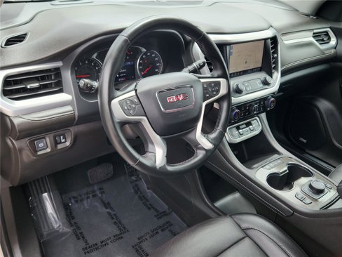 Used 2023 GMC Acadia SLT image 9
