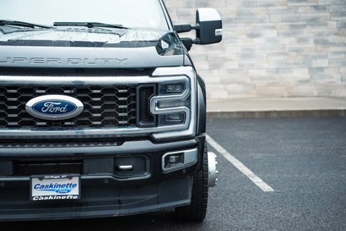 Used 2024 Ford F450 Platinum image 11