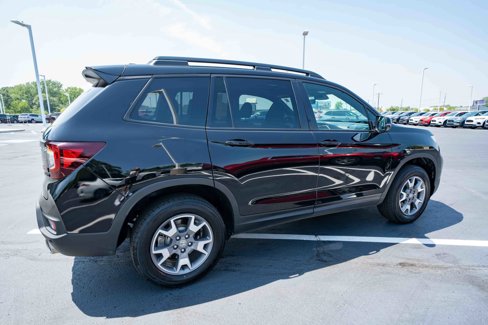Used 2022 Honda Passport TrailSport image 6