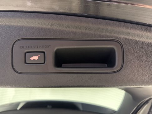 Certified 2025 Acura MDX w/ Technology Package image 35