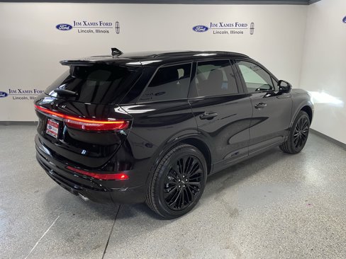 New 2025 Lincoln Corsair Grand Touring image 6