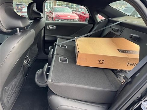 New 2025 Hyundai Ioniq 6 SEL image 5