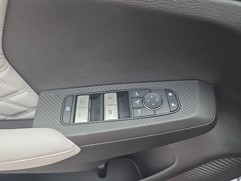 New 2025 Mitsubishi Outlander SEL image 20